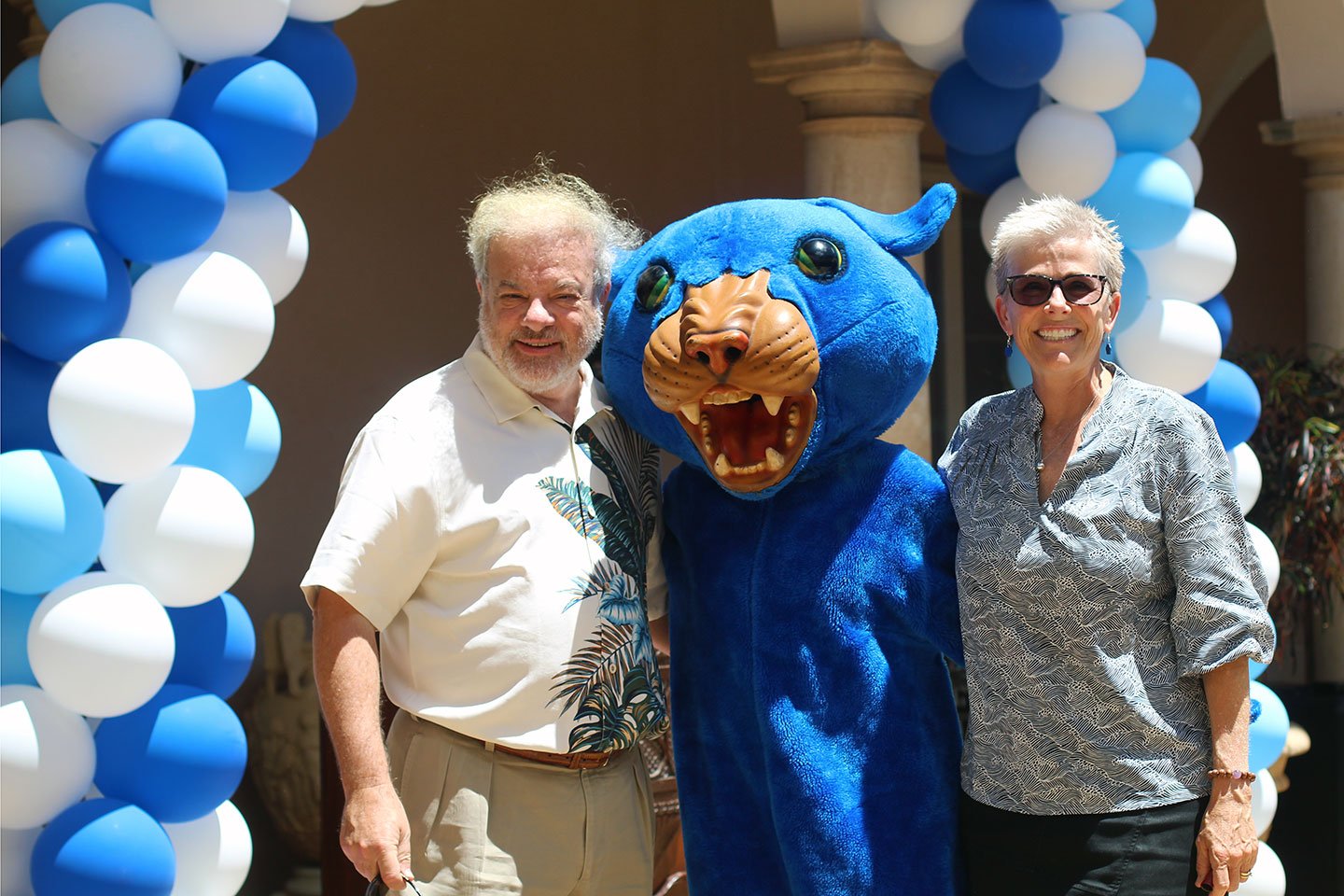 Board of Trustees Chair Russell Gifford and Head of School Jennifer Grems catch up with the Panther.